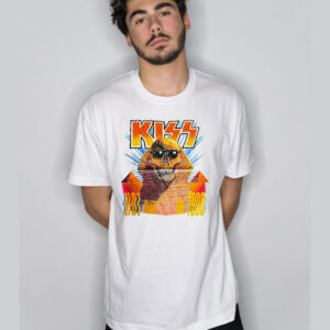 Vintage Kiss Hot In T Shirt